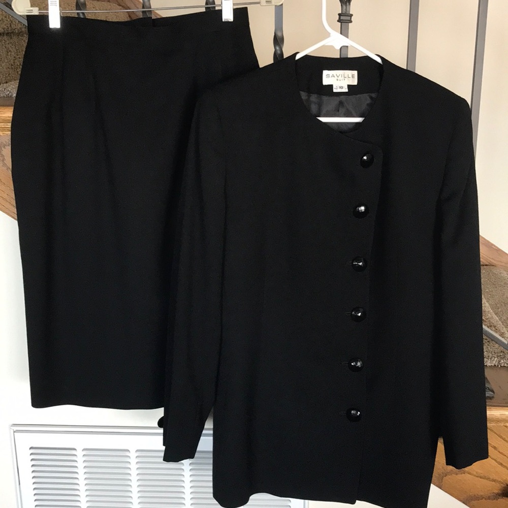 Saville 2-piece skirt suit, black wool, size 10